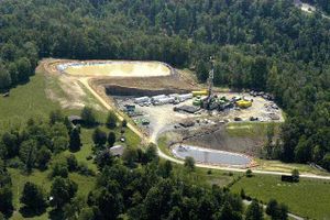 300Px Hydrofracking Pad